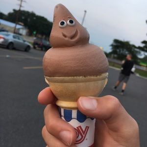 Meet your Posher, Macey